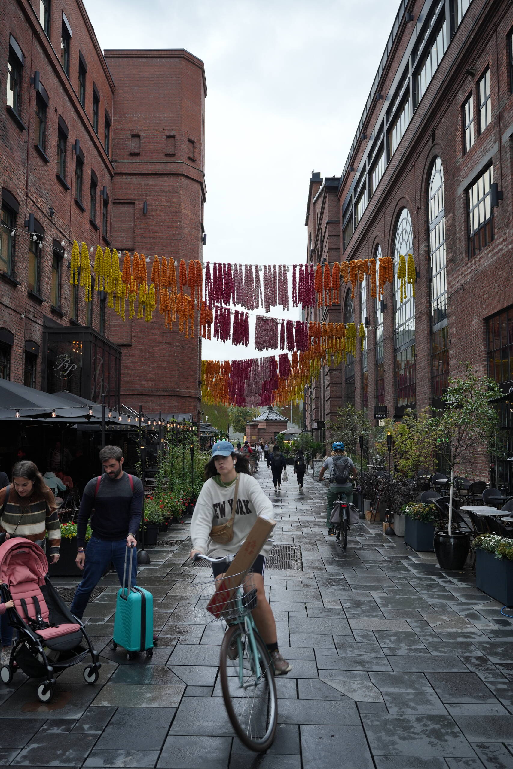 An image of cyclist.